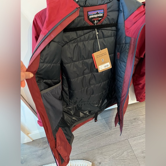 W’s Patagonia Insulated Powder Town Jacket X-Small, *NWT* - Picture 4 of 5